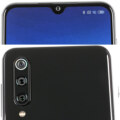 Xiaomi Mi 9 SE Front and Back